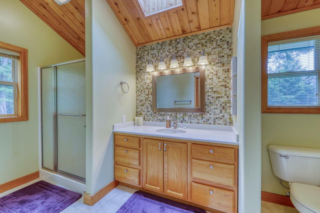 2 Bed 2 Bath Vacation Home In Orcas Island Rosario Eksteriør billede
